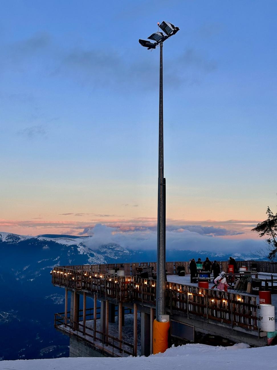 Mountain view dining